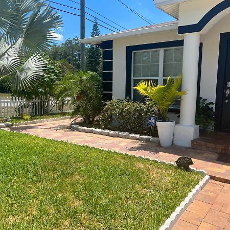 Caribbean Splendor Vacation Rental Near Bush Gardens Tampa Fl מראה חיצוני תמונה